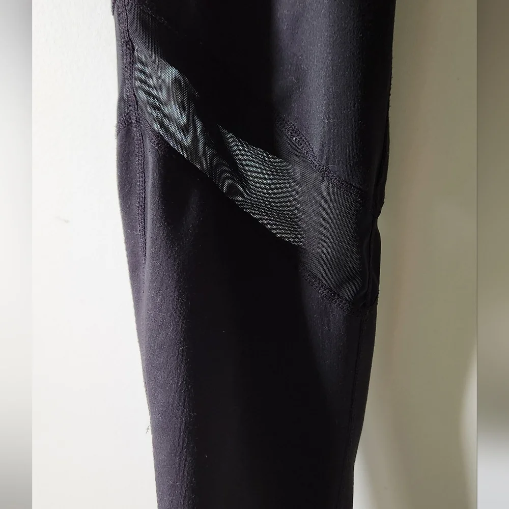 Yoga & Rally Performance Yoga Pants - Picture 2 of 11